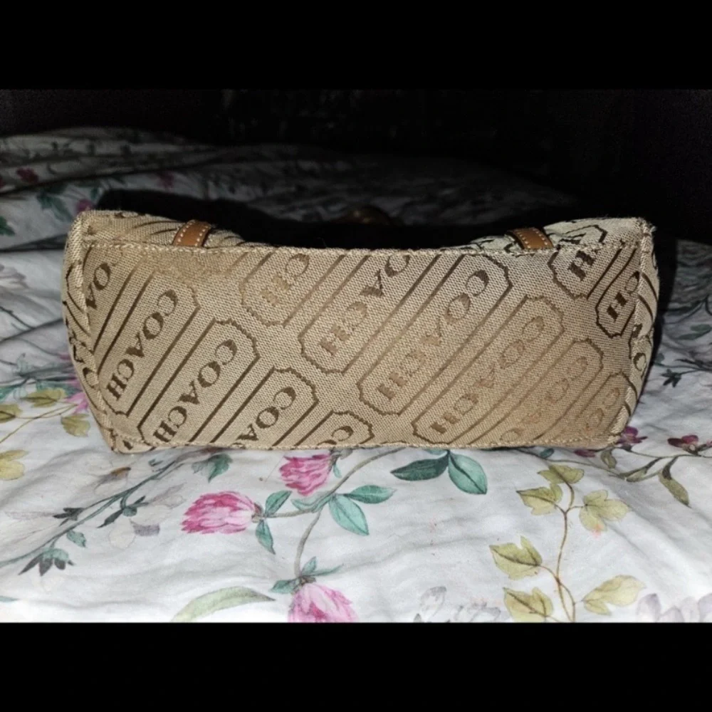 Coach Signature Tan and Pink Tote​